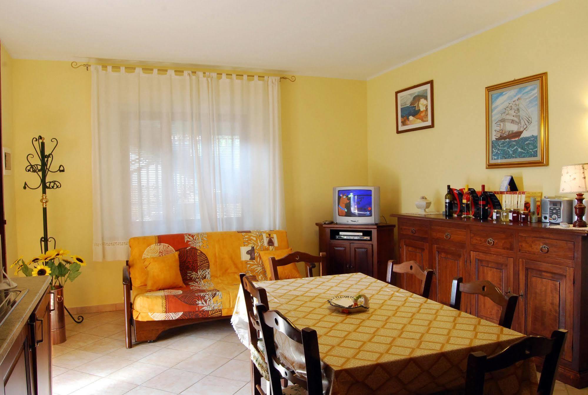 B&B Da Franca Camporgiano Экстерьер фото